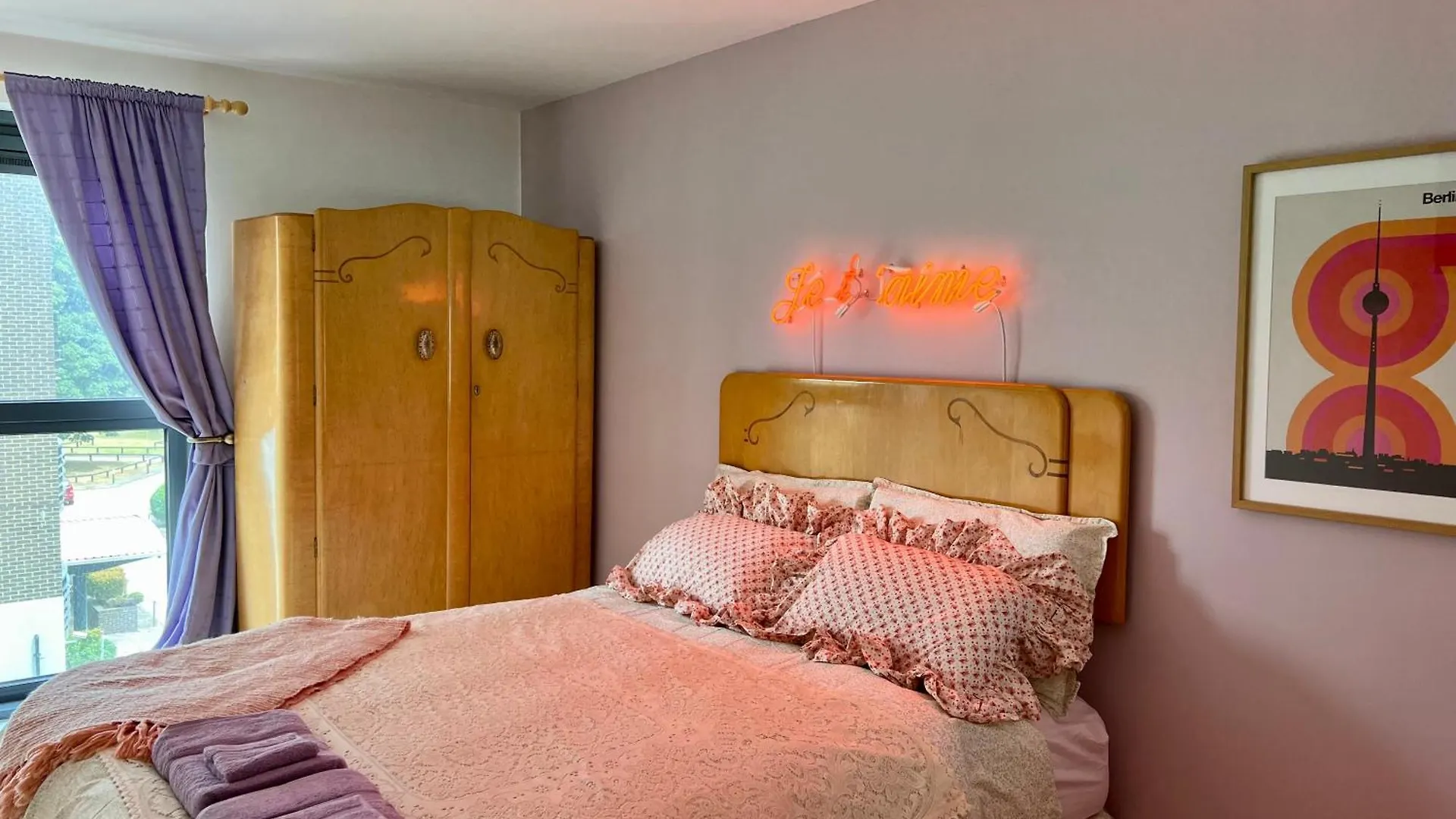 Artistic Apartment London