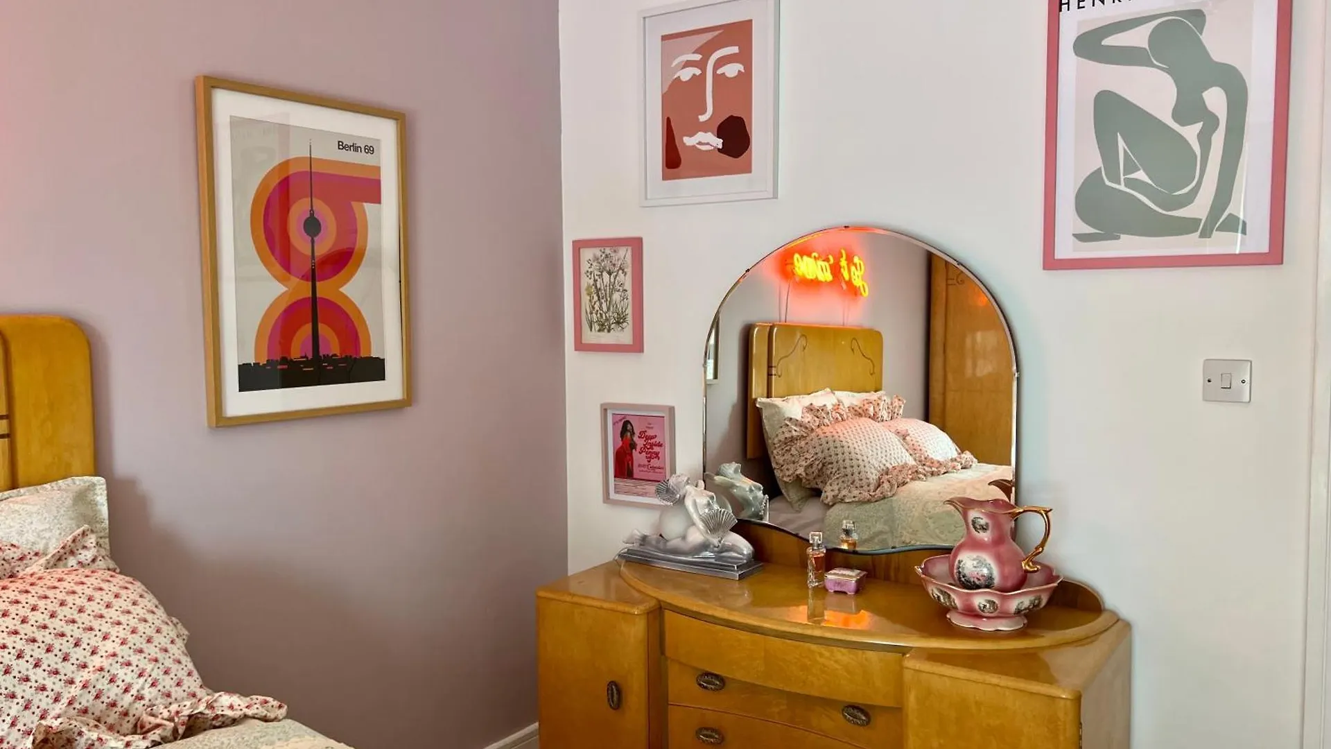 Artistic Apartment London