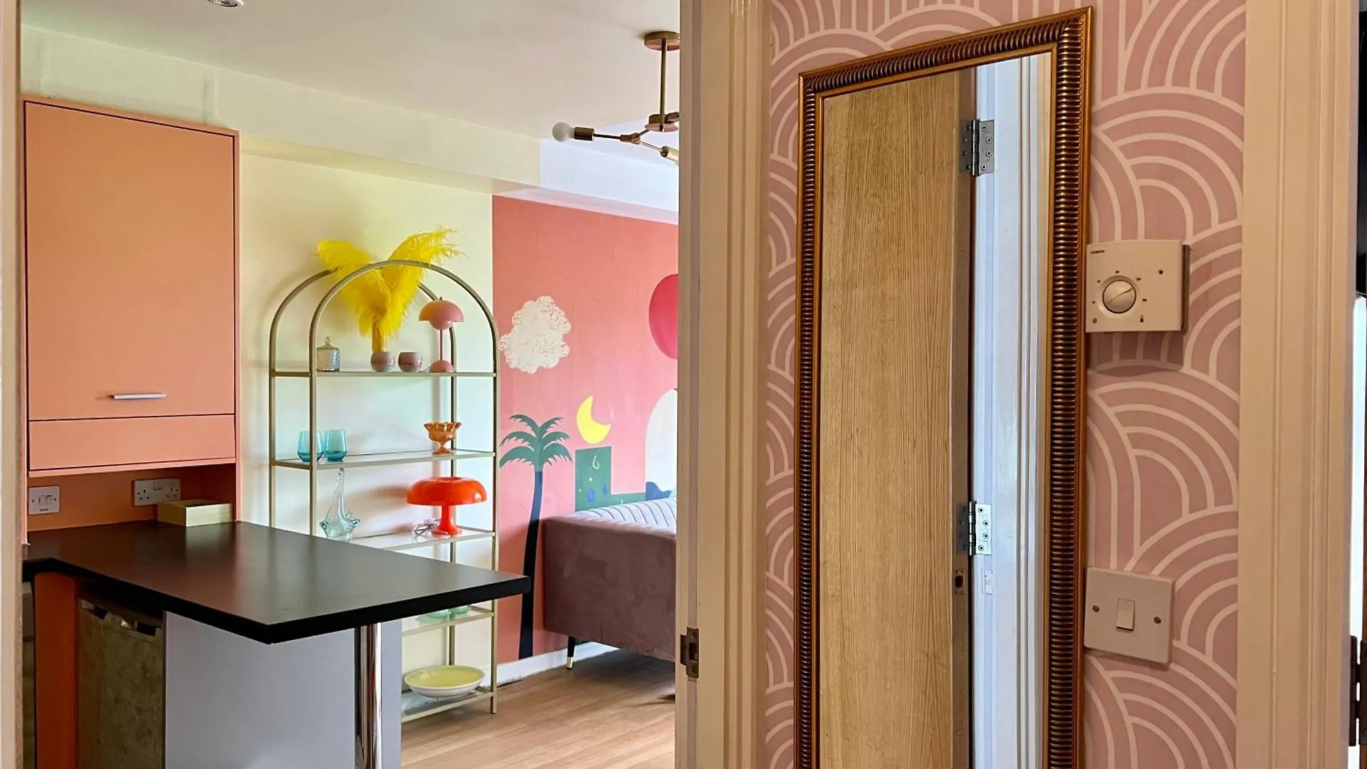 Artistic Apartment London